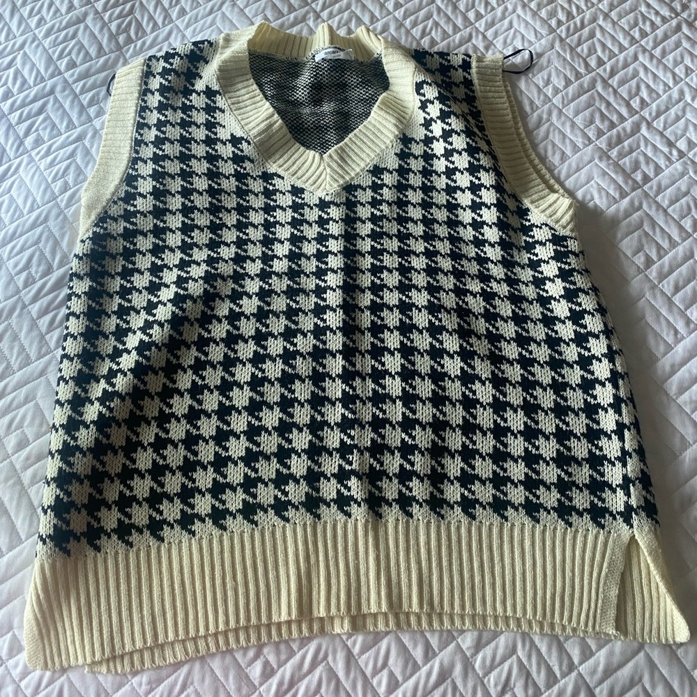 Boutique sweater vest
